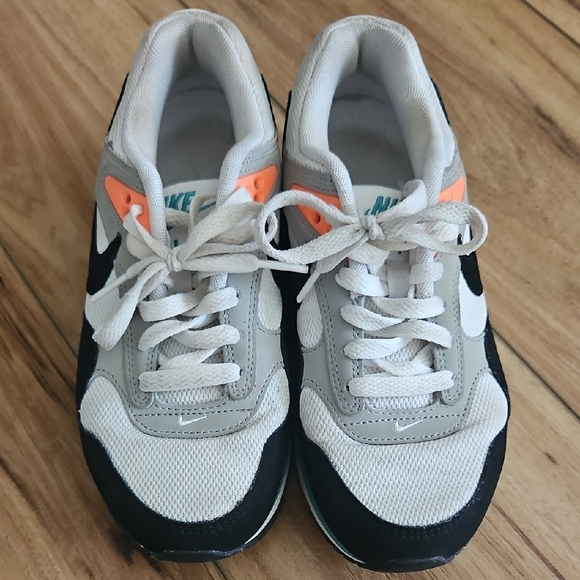 Nike Air Max White and Black with Teal and Orange Accents - Picture 2 of 3